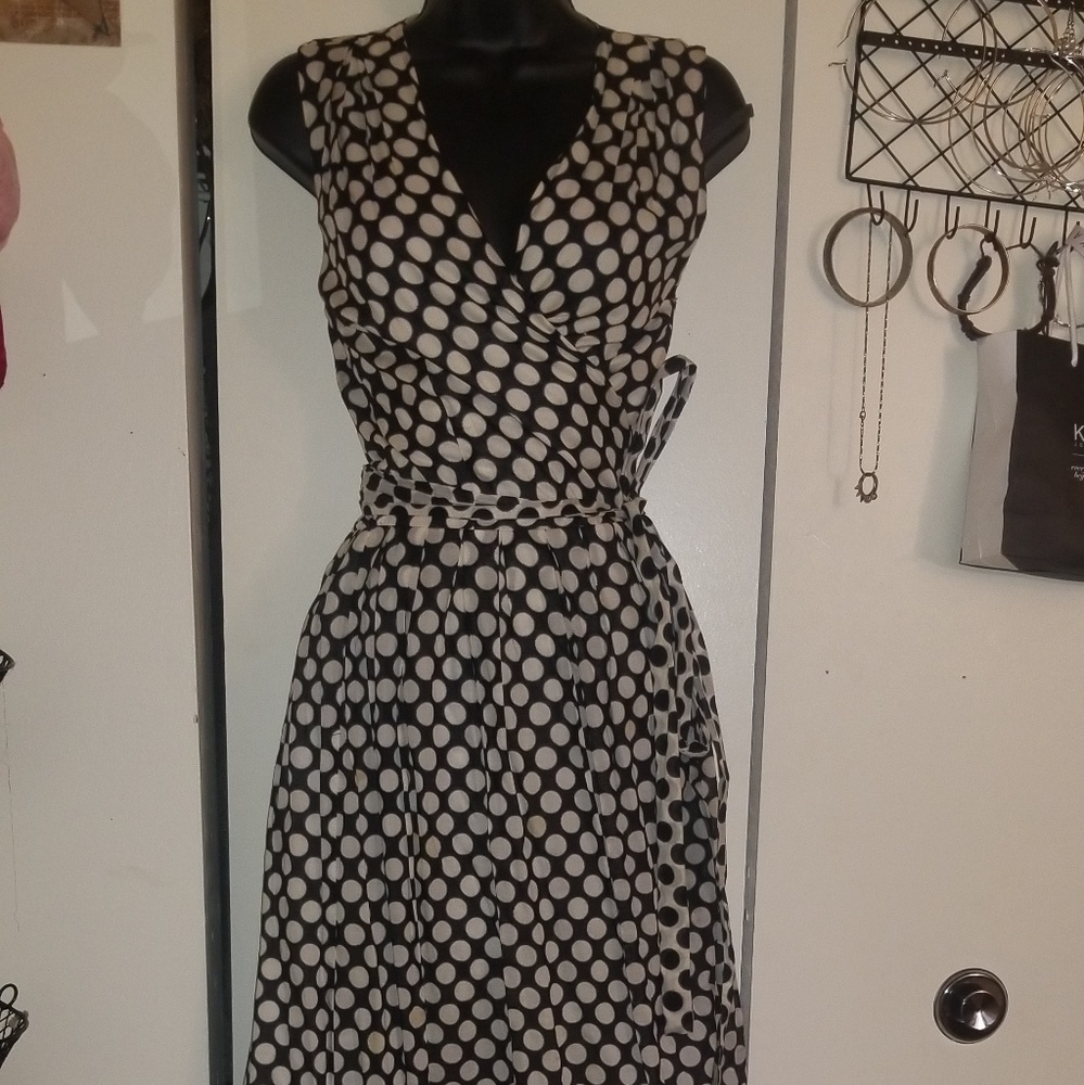 Black and white Dresses